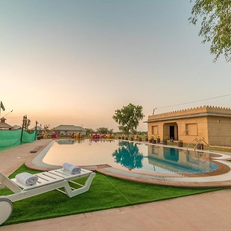 ג'איסלמר Moonlight Nature Resort & Swimming Pool מראה חיצוני תמונה